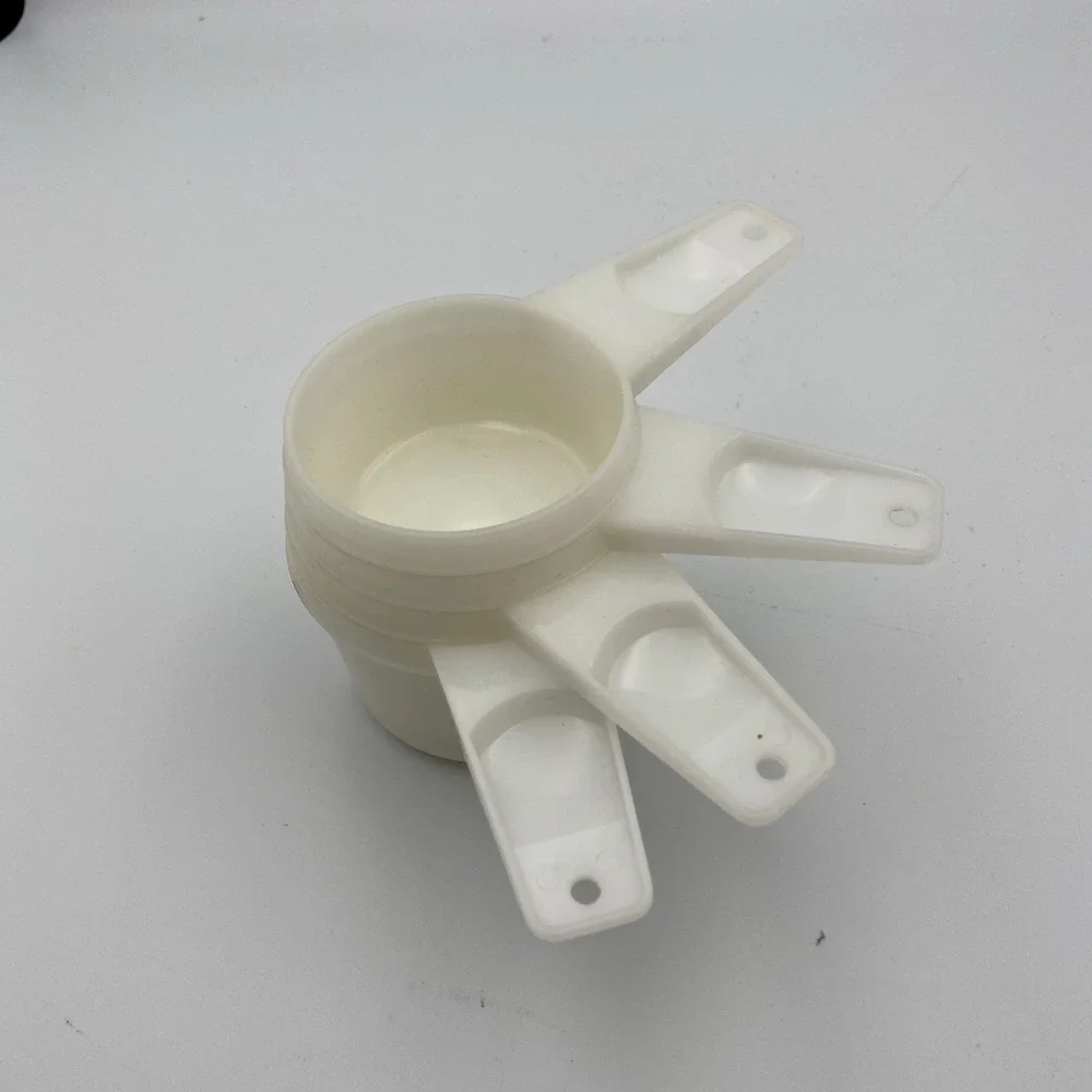 Vtg Tupperware 4 Measuring Cups Opaque (color 2) Nesting 1/3-1/2-2/3-3/4